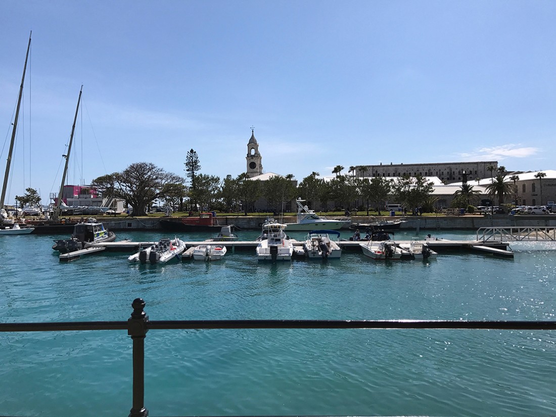img03